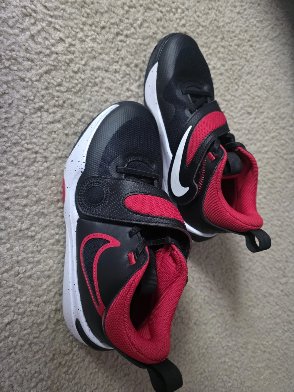 Nike Team Hustle D 11